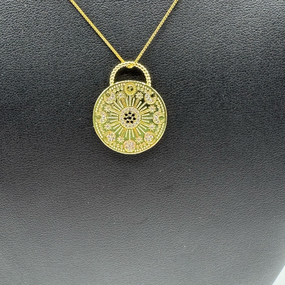 18k Celestial Pendant - Picture 8 of 9